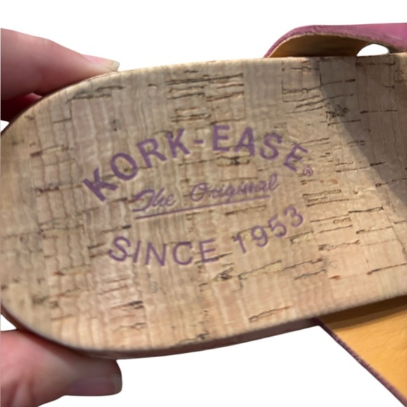 Korkease Blake T strap purple mauve leather thong shoe size 9 - Picture 3 of 7